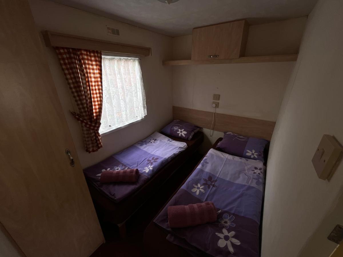 Autocamp Free Star - Mobilheimy Appartement Strachotin Buitenkant foto