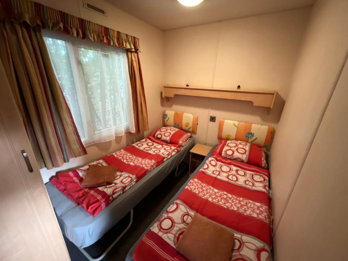 Autocamp Free Star - Mobilheimy Appartement Strachotin Buitenkant foto