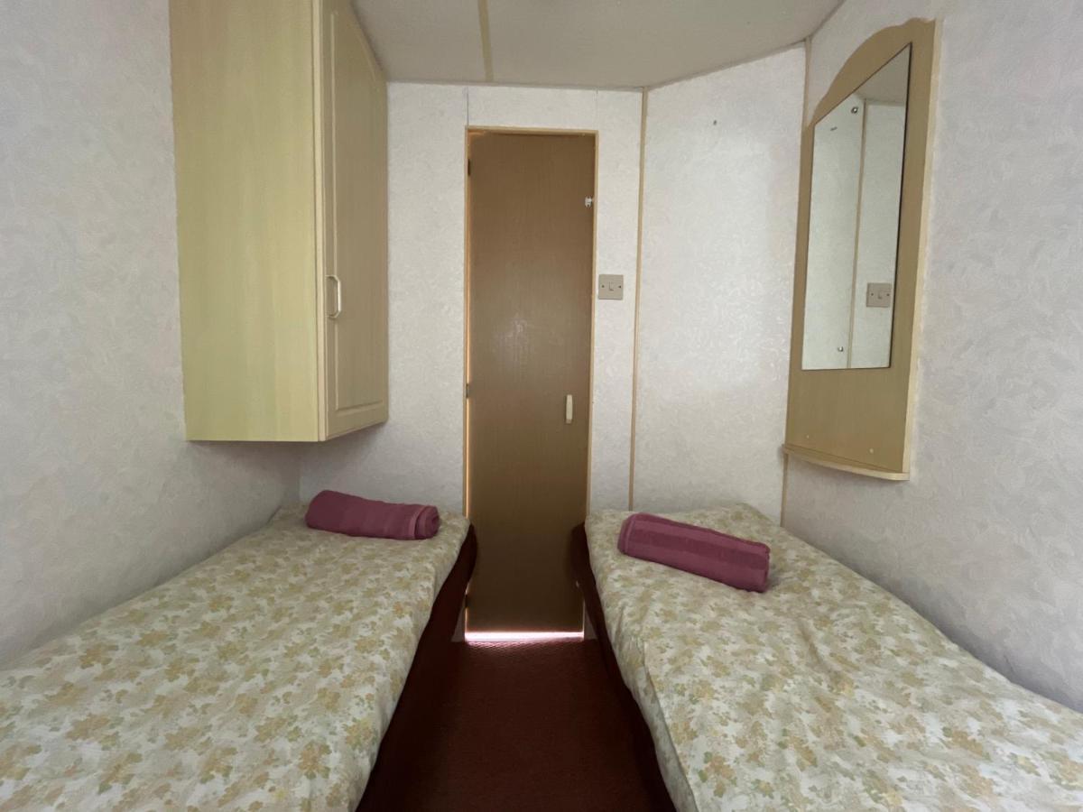 Autocamp Free Star - Mobilheimy Appartement Strachotin Buitenkant foto